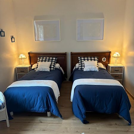 Chambres d'Hôtes Le Tilleul Saint-Hilaire-des-Loges Extérieur photo